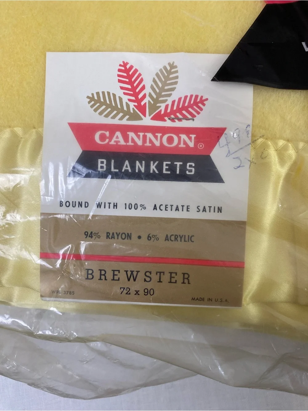 Vintage CANNON Brewster Blanket in Yellow - 72 x 90